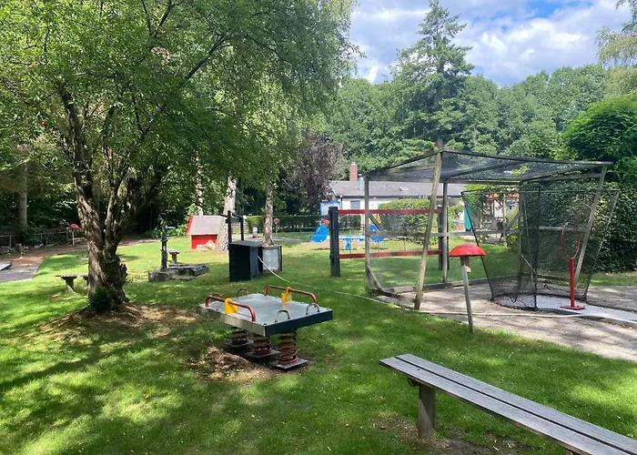 Mooi Verblijf Op Rustig Park